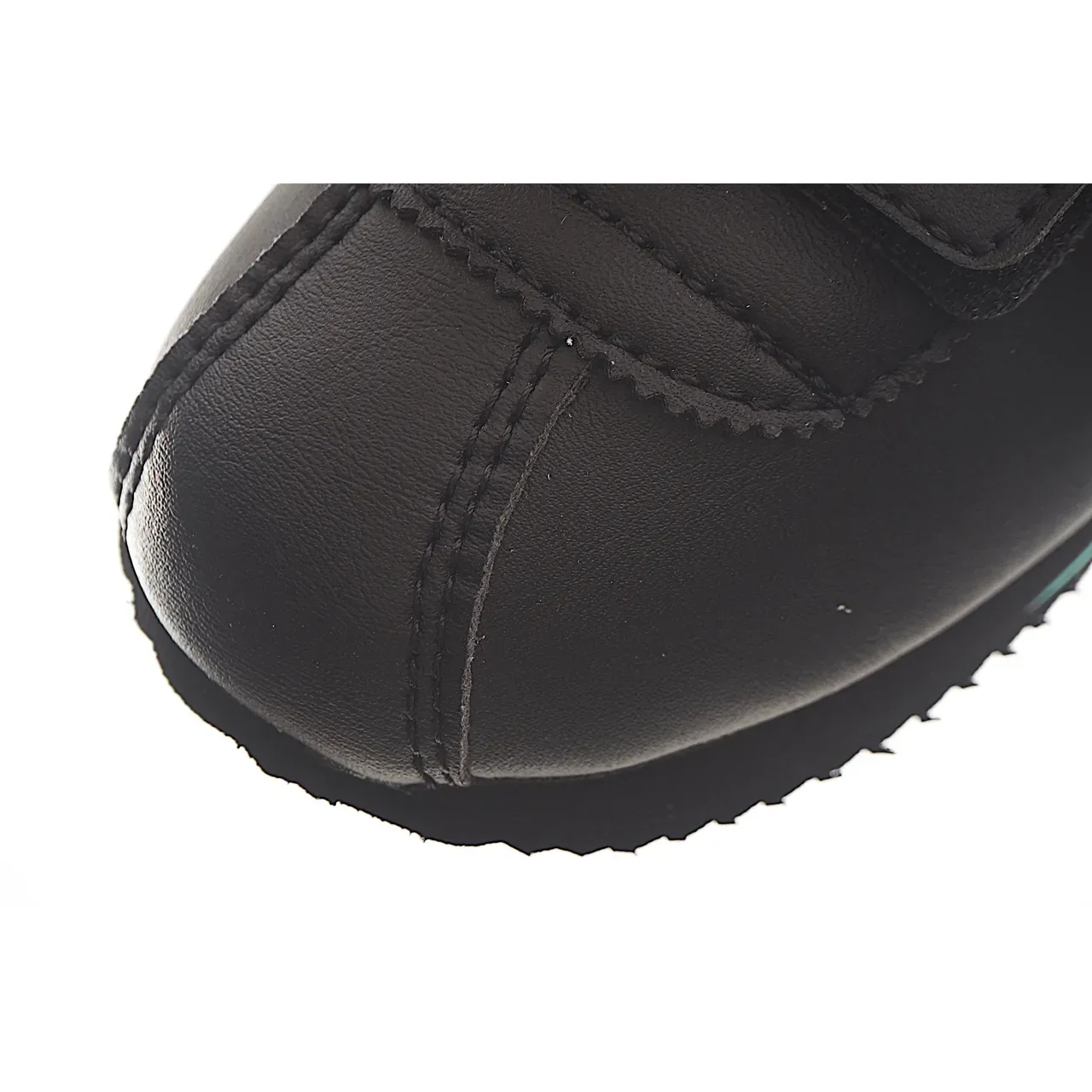 Nike White Black Low-Top Velcro Strap Lifestyle Sneakers 24