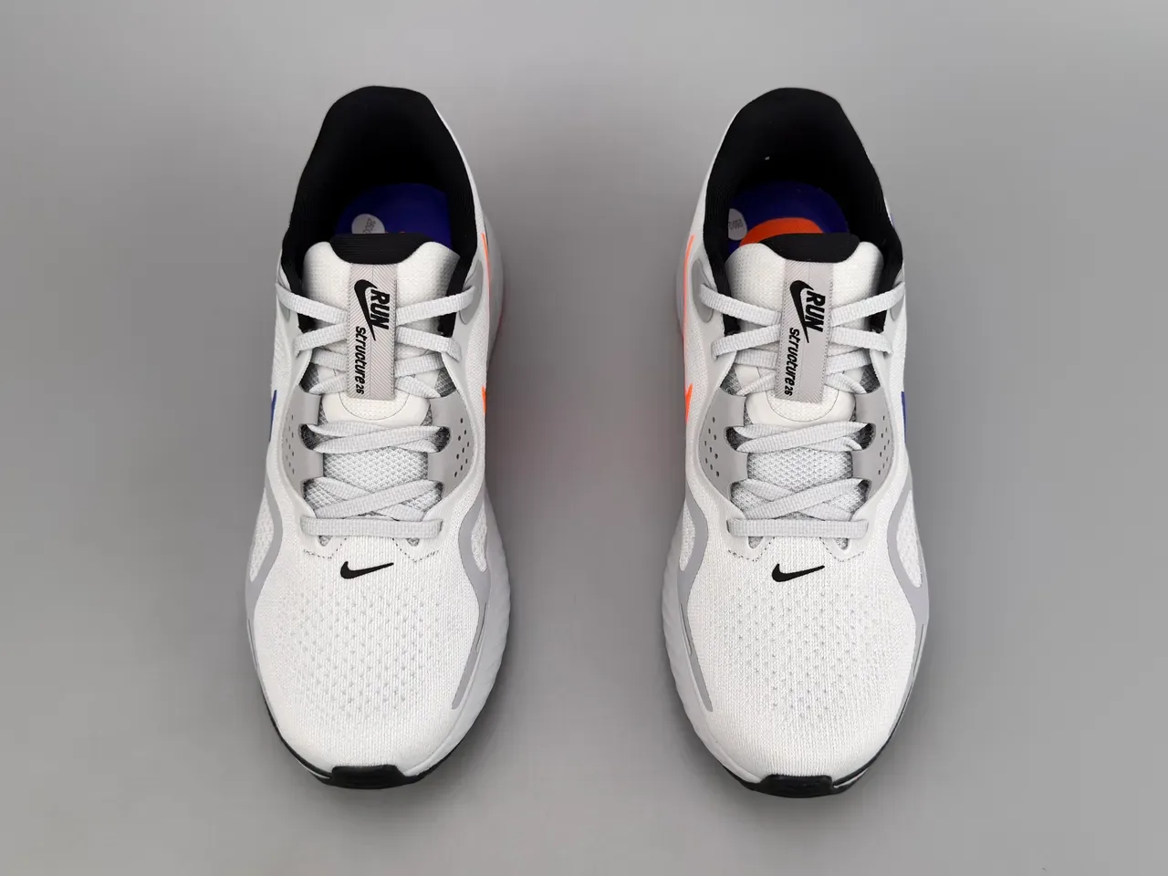 Nike White Blue Engineered Mesh Upper Sculpted ReactX Midsole Lifestyle Sneakers 4