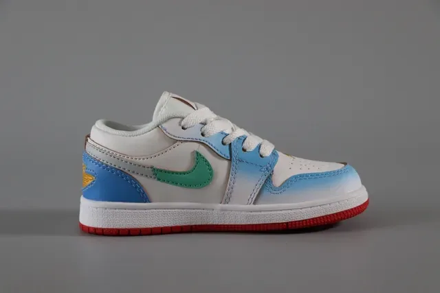 Nike White Blue Low-Top Multi-Panel Leather/synthetic Construction Lifestyle Sneakers 23