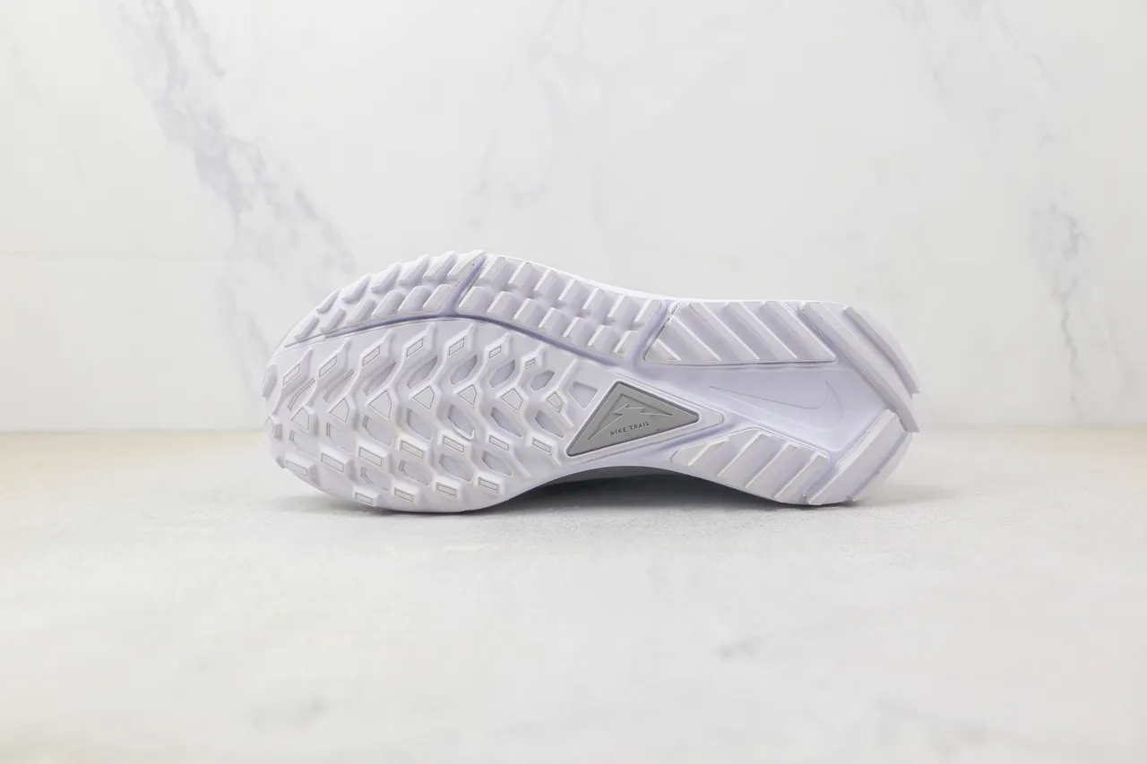 Nike White Gray Breathable Perforated Mesh Upper Light Synthetic Overlays Running Shoes 8