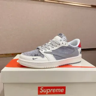 Nike सफेद भूरा लो-टॉप लेयरड चमड़ा और सूड लाइफस्टाइल स्नीकर