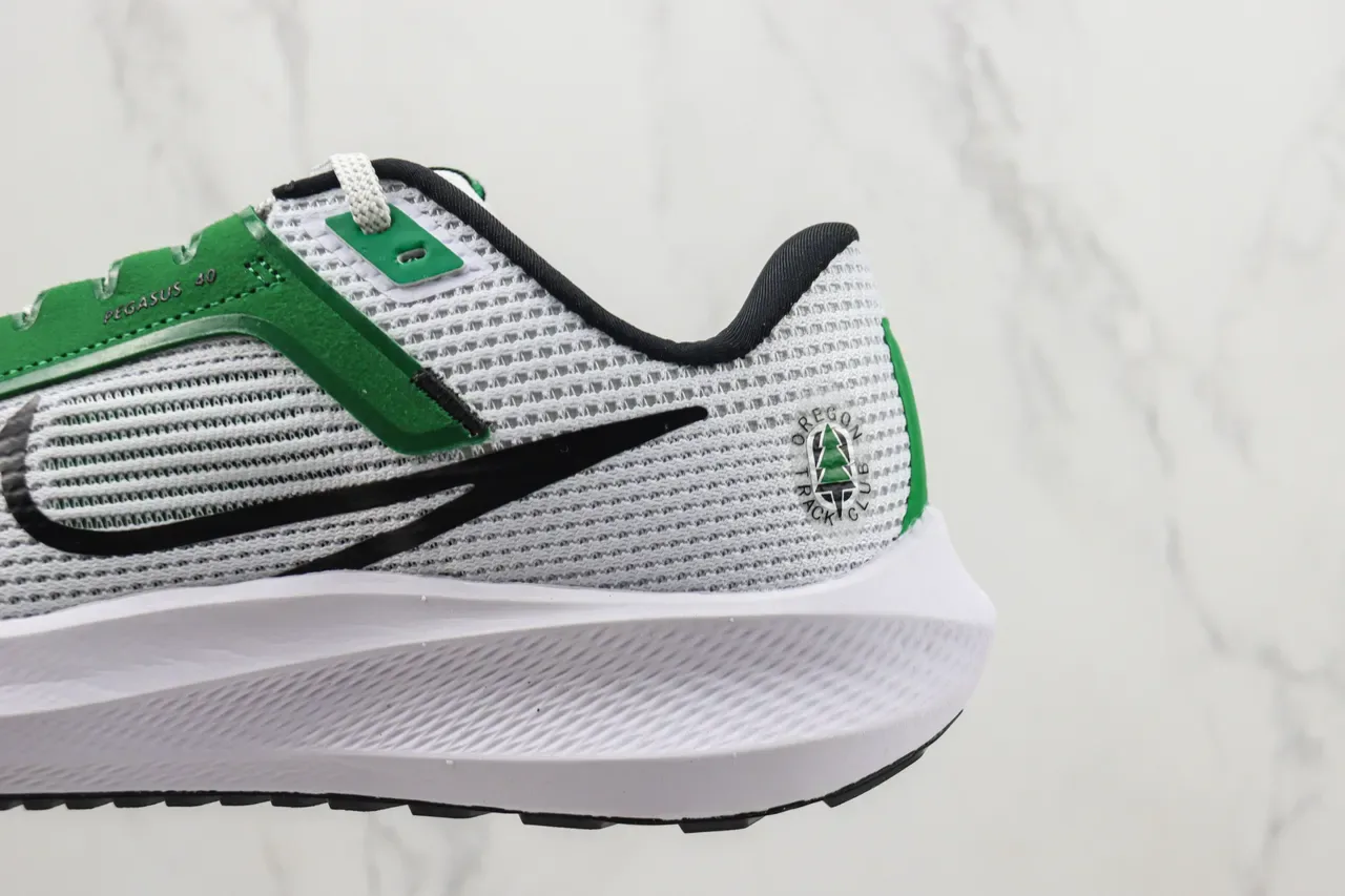 Zapatillas de Running Nike blanco y verde con malla engineered y recubrimientos sintéticos 7