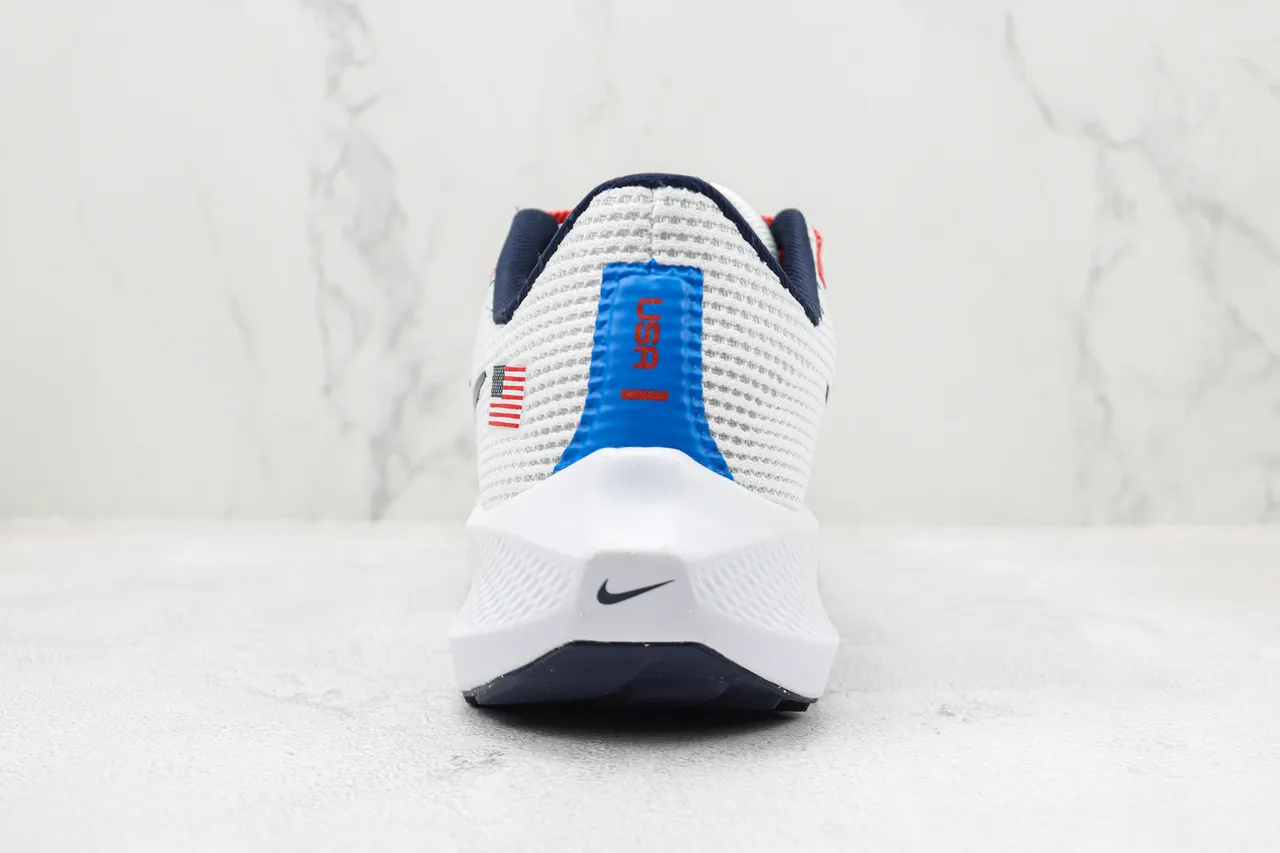Nike White Navy Breathable Engineered Mesh Upper Swoosh Accent Running Shoes 9