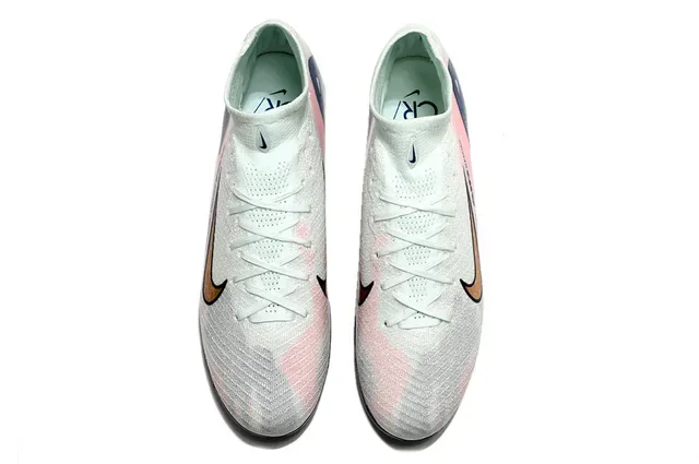 Nike Sapatos de futebol branco e navy high-cut com gola de meias gráfico gradient overlay para terreno firme 2