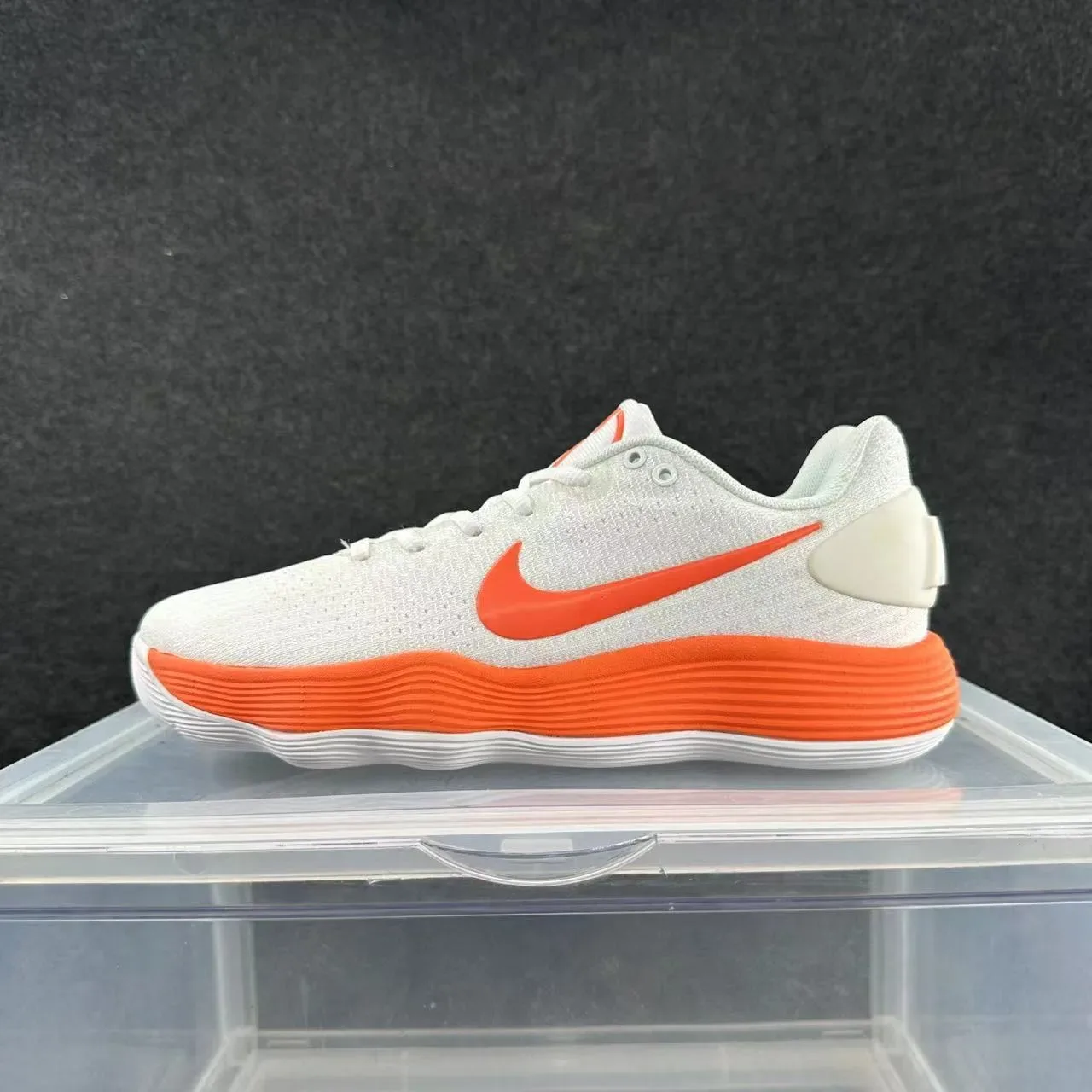 Nike White Orange Knit Upper Wavy Midsole Lifestyle Sneakers 2