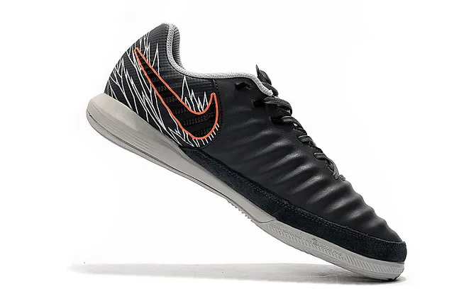 Nike Chaussure Blanc Orange Low-Top Cuir Synthétique Supérieur Chaussures Football Indoor 3