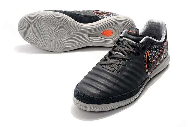 Nike Chaussure Blanc Orange Low-Top Cuir Synthétique Supérieur Chaussures Football Indoor 6