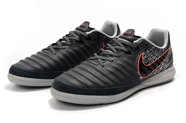 Nike Chaussure Blanc Orange Low-Top Cuir Synthétique Supérieur Chaussures Football Indoor 8