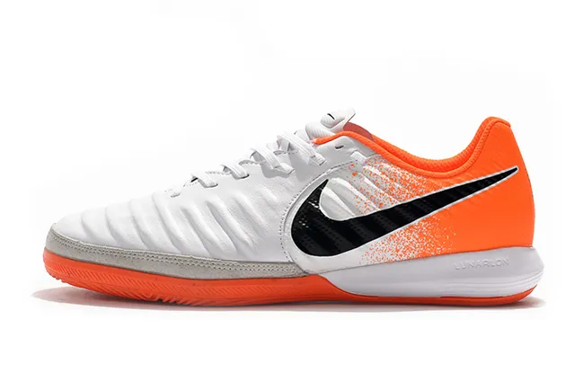 Nike Chaussure Blanc Orange Low-Top Cuir Synthétique Supérieur Chaussures Football Indoor 20