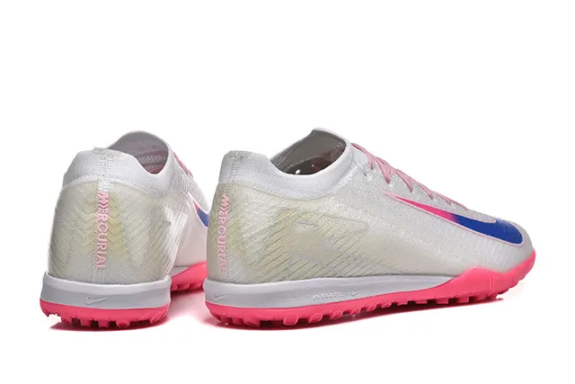 Nike White Pink Knit Upper Low-Cut Silhouette Turf Soccer Shoes 5