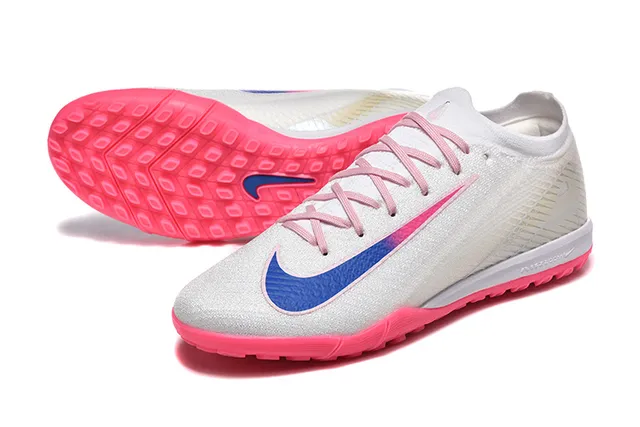 Nike White Pink Knit Upper Low-Cut Silhouette Turf Soccer Shoes 6