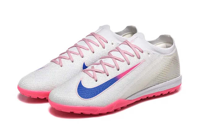 Nike White Pink Knit Upper Low-Cut Silhouette Turf Soccer Shoes 8