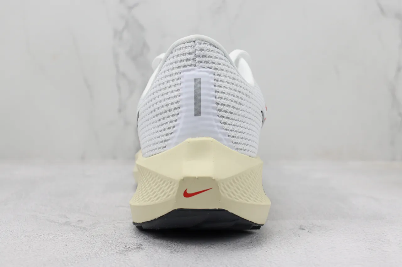 Nike White Red Engineered Mesh Upper Layered Overlays Running Shoes 9