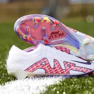Nike White Red Knit Upper Iridescent Sole Artificial-Grass Soccer Shoes