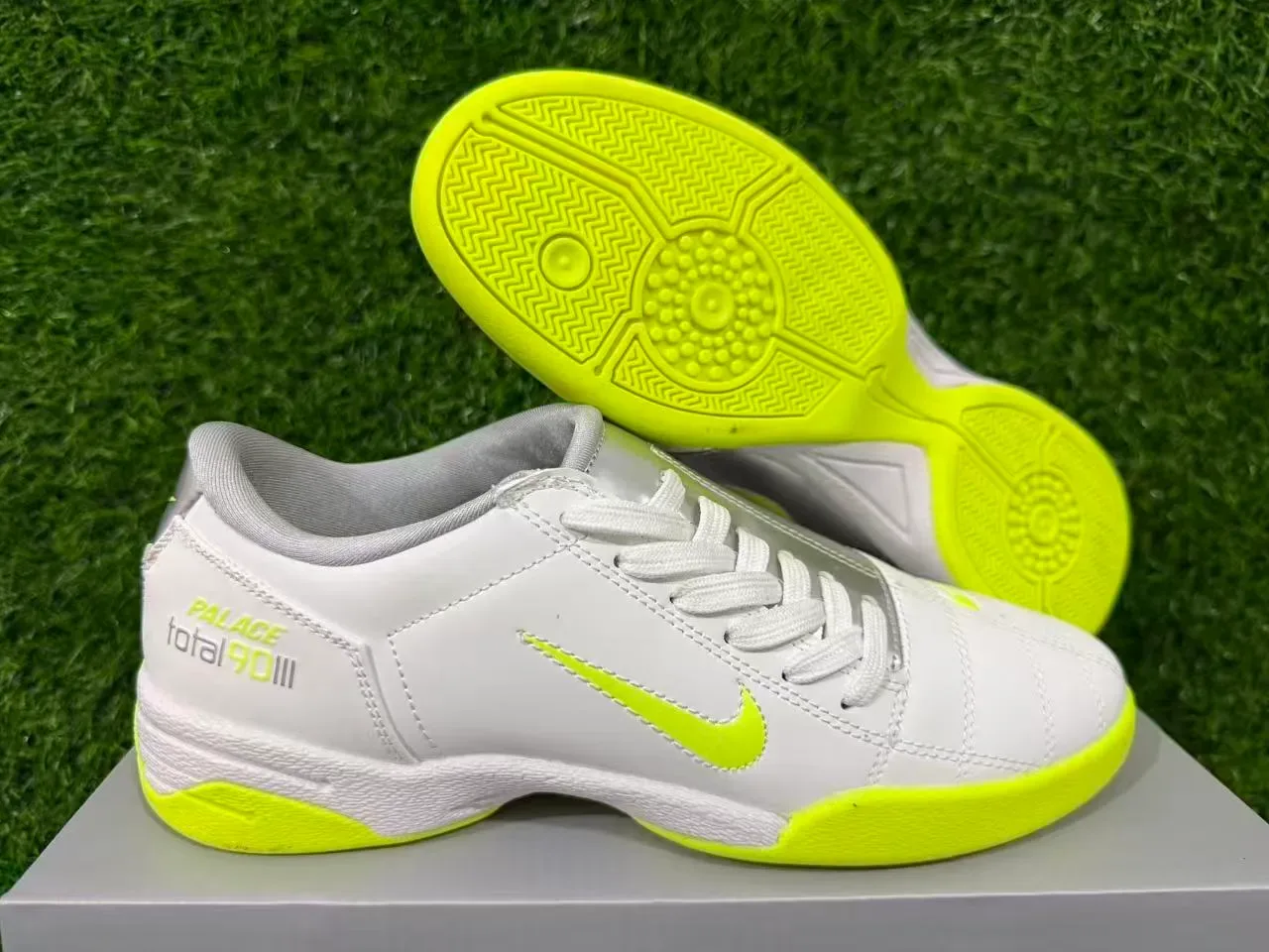 Nike White Yellow Low-Top Synthetic Leather Upper Sneakers 14