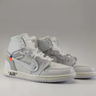 Nike x Off-White Air Jordan 1 'The Ten' 浅灰篮球鞋