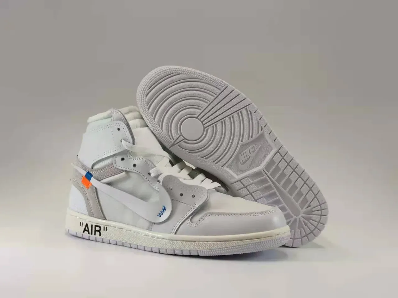 Nike x Off-White Air Jordan 1 'The Ten' Chaussures de basket Gris clair 3