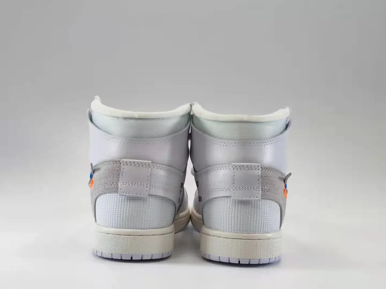 Nike x Off-White Air Jordan 1 'The Ten' Chaussures de basket Gris clair 6