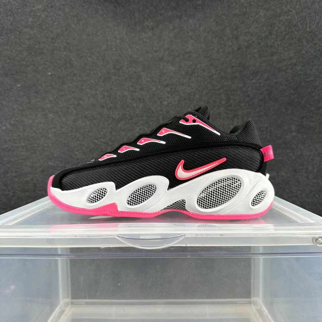Nike Zoom 2K White Pink Sculpted Multi-Chamber Sole Mesh Upper Chunky Sneakers 3