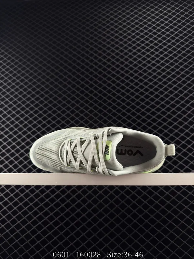 Nike ZoomX Gris Verde Parte Superior de Malla Ingenierizada Suela Media Gruesa Zapatos de Running 5