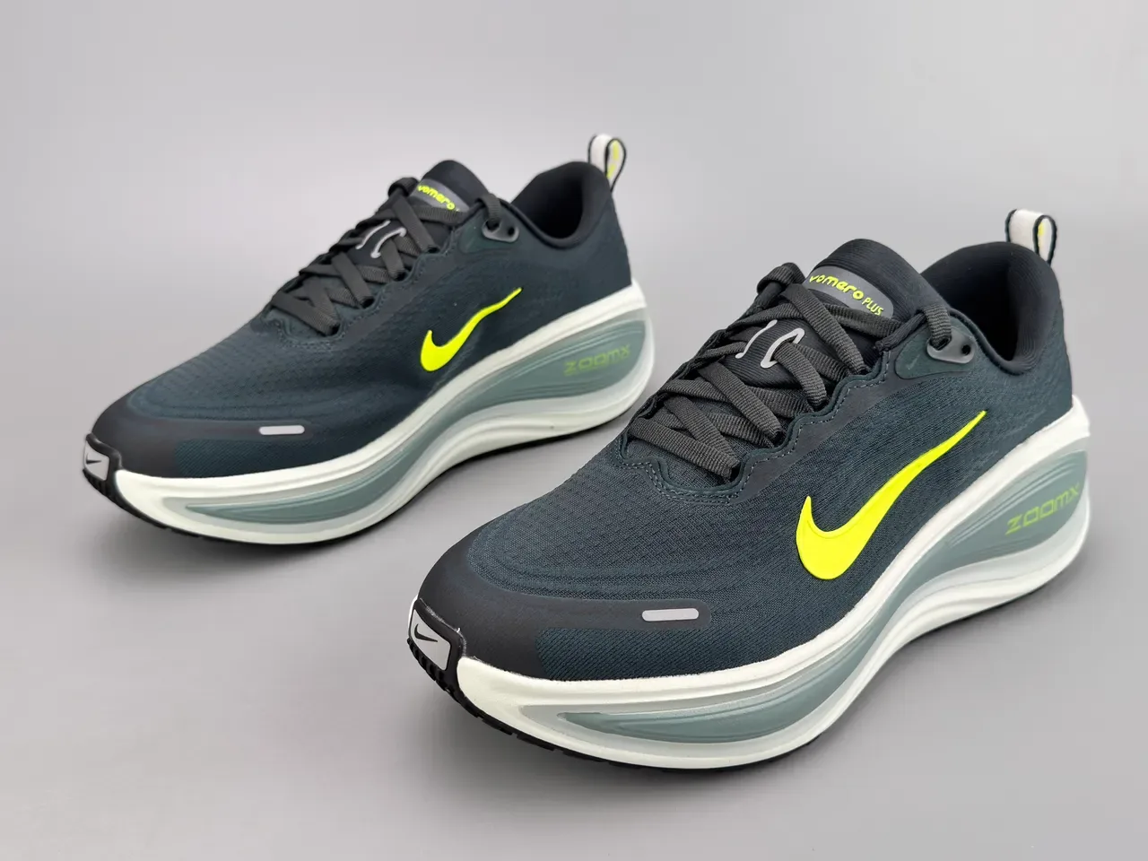 Nike ZoomX Invincible Run Running Shoes 5