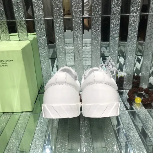 Off-White Arrow Low Top Branco Vermelho Estilo de Vida Industrial Tênis 3