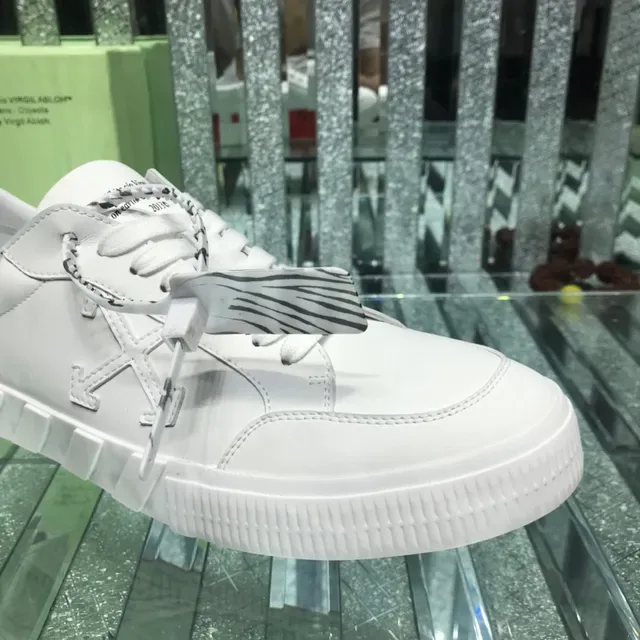 Off-White Arrow Low Top Branco Vermelho Estilo de Vida Industrial Tênis 7