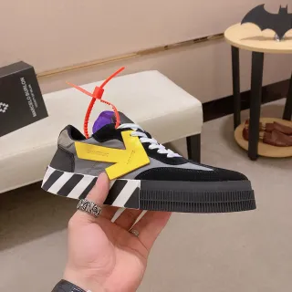 Off-White أسود رمادي مستوحى من الصناعة خطوط قطرية كعب وسطي حذاء أسلوب حياة