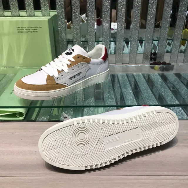 Off-White বাদামি ইন্ডাস্ট্রিয়াল ডিজাইন মিক্সড ম্যাটেরিয়াল উপর লাইফস্টাইল স্নিকার 2