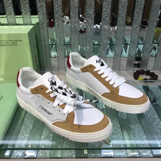 Off-White বাদামি ইন্ডাস্ট্রিয়াল ডিজাইন মিক্সড ম্যাটেরিয়াল উপর লাইফস্টাইল স্নিকার 7