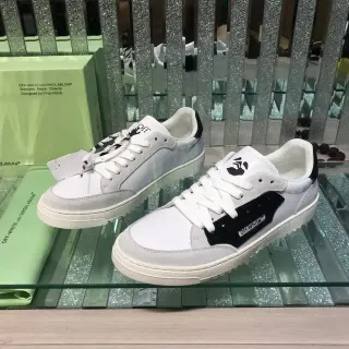 Off-White sneakers lifestyle gris low-top en daim et cuir panelé