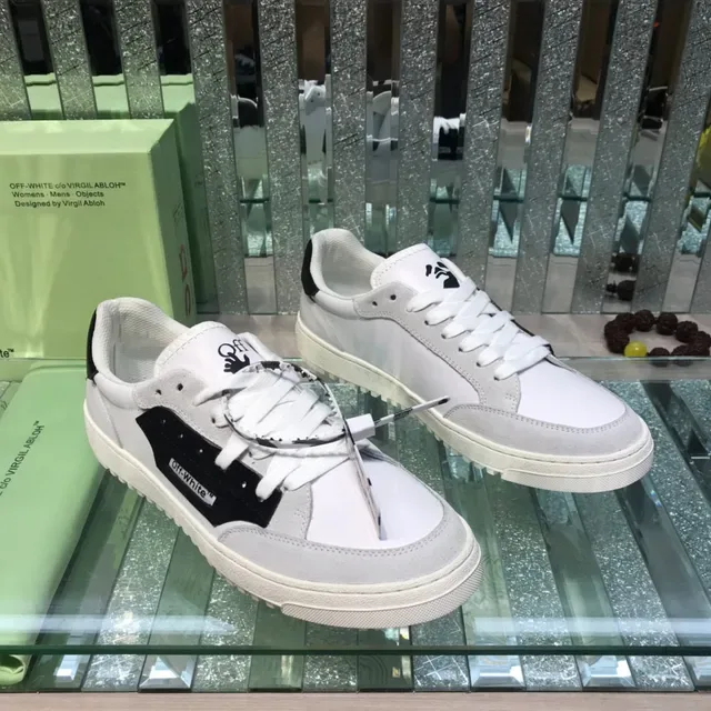 Off-White Gray Low-Top Suede-and-Leather Panelled Lifestyle Sneakers 7