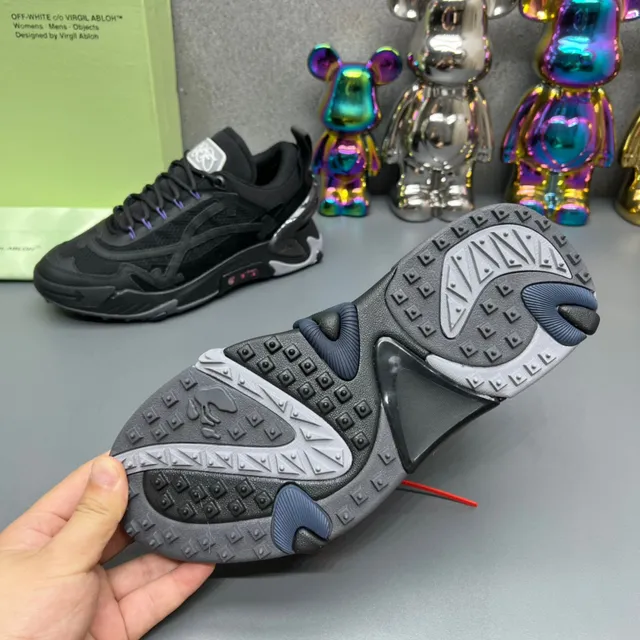 Off-White Runner Black Gray Chunky Sneakers 2