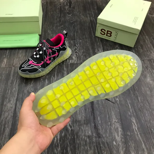 Off-White Runner أسود وردي أصفر نيون حذاء رياضي سميك 2
