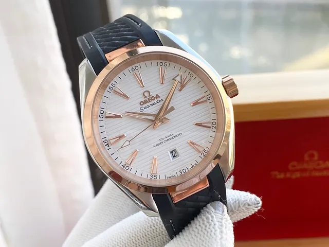 Omega Seamaster Aqua Terra White Dial Rose Gold Case Mechanical Watch 6