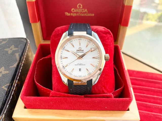 Omega Seamaster Aqua Terra White Dial Rose Gold Case Mechanical Watch 9