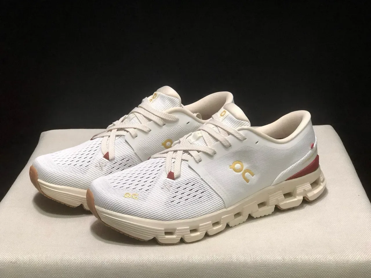 On Cloud Pink Knit Lifestyle Sneakers 6