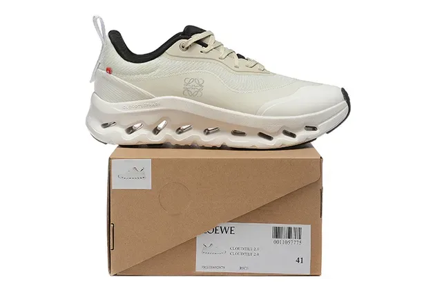 On Cloudmonster Beige Black Cloudtec Pod Midsole Engineered Mesh Upper Running Shoes 2