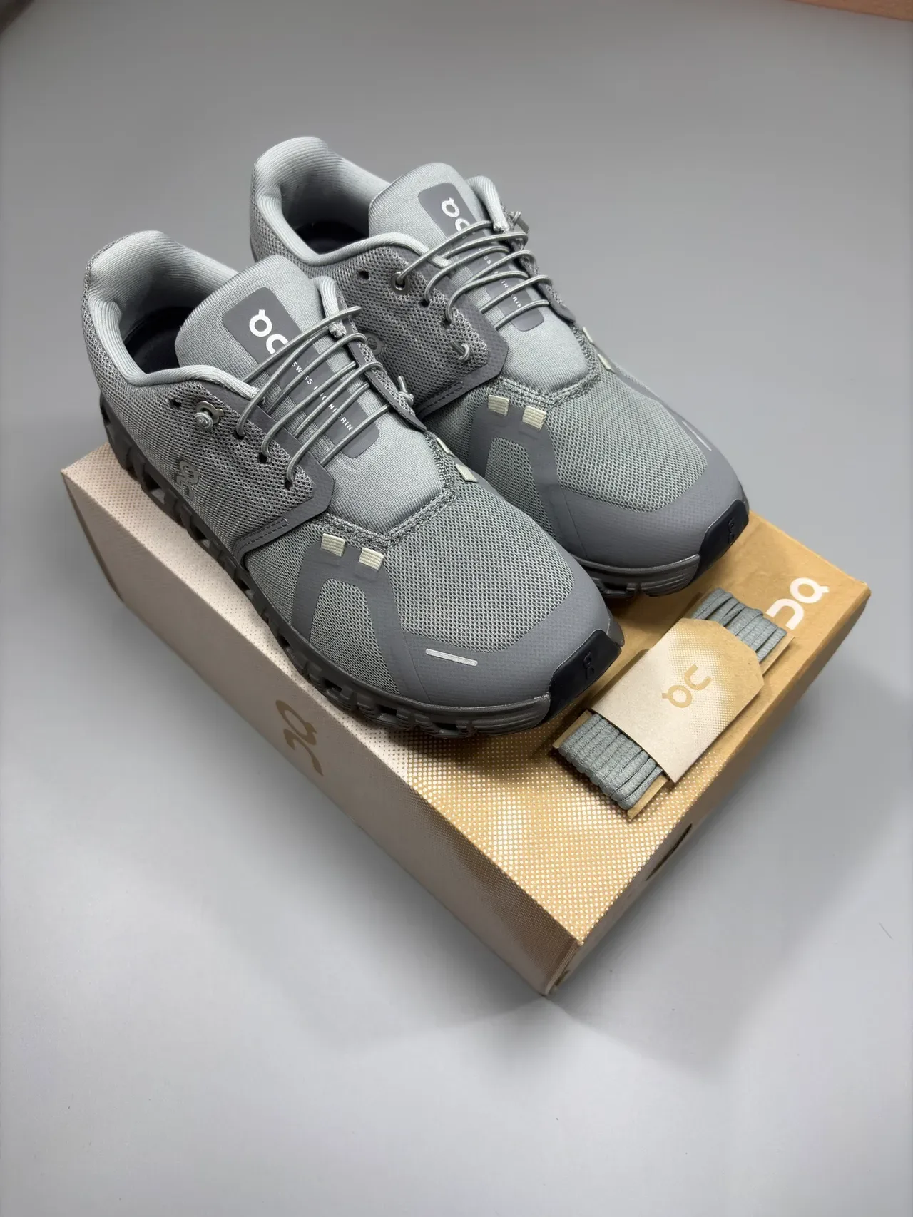 On Cloudmonster gris zapatillas lifestyle 9