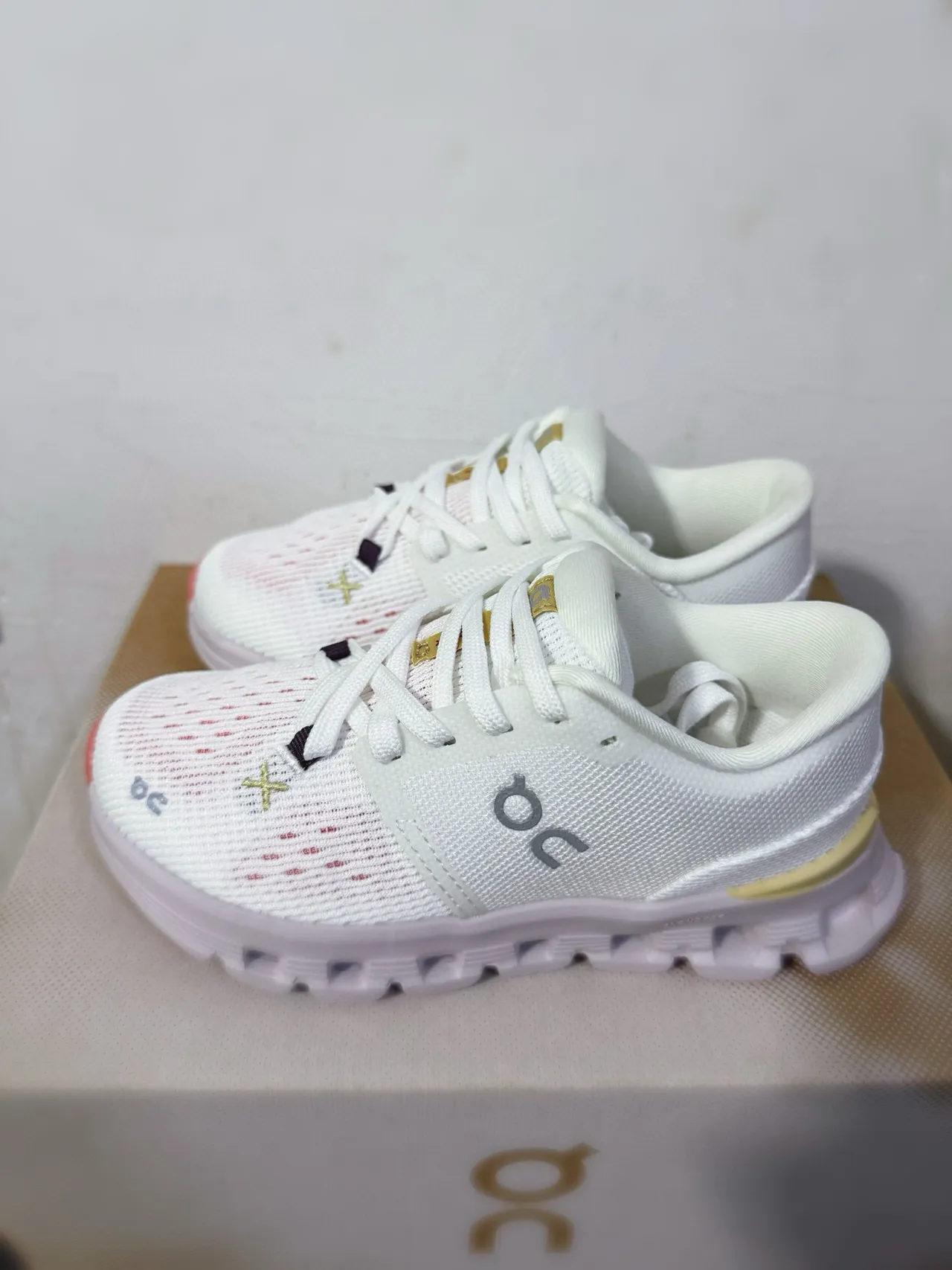 On Cloudnova White Beige Gold Lifestyle Sneakers 20