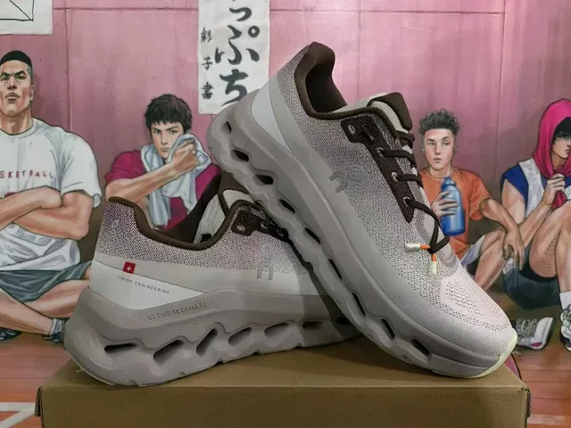 On CloudTecPhase Light Gray and Brown Lifestyle Sneakers 2