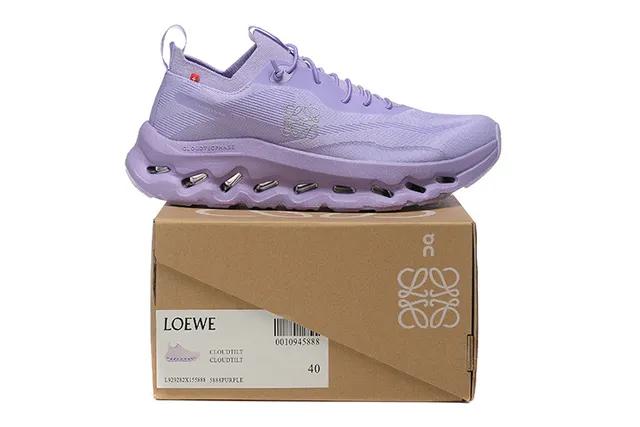 On Purple Gray Knit Upper Open-Cell CloudTec Midsole Running Shoes 2