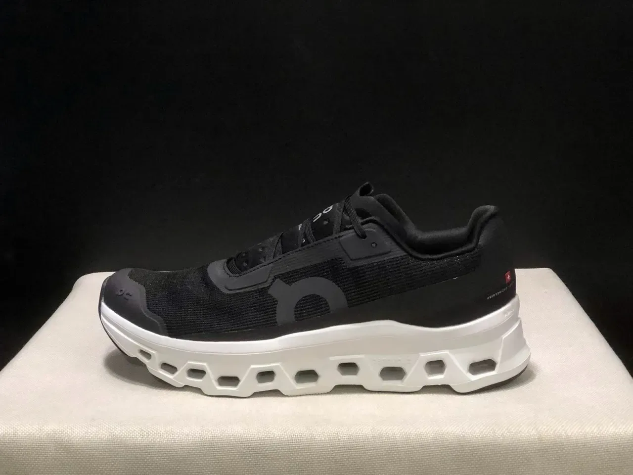 On White Gray Engineered Mesh Upper Hexagonal Cloud Pod Midsole Lifestyle Sneakers 6