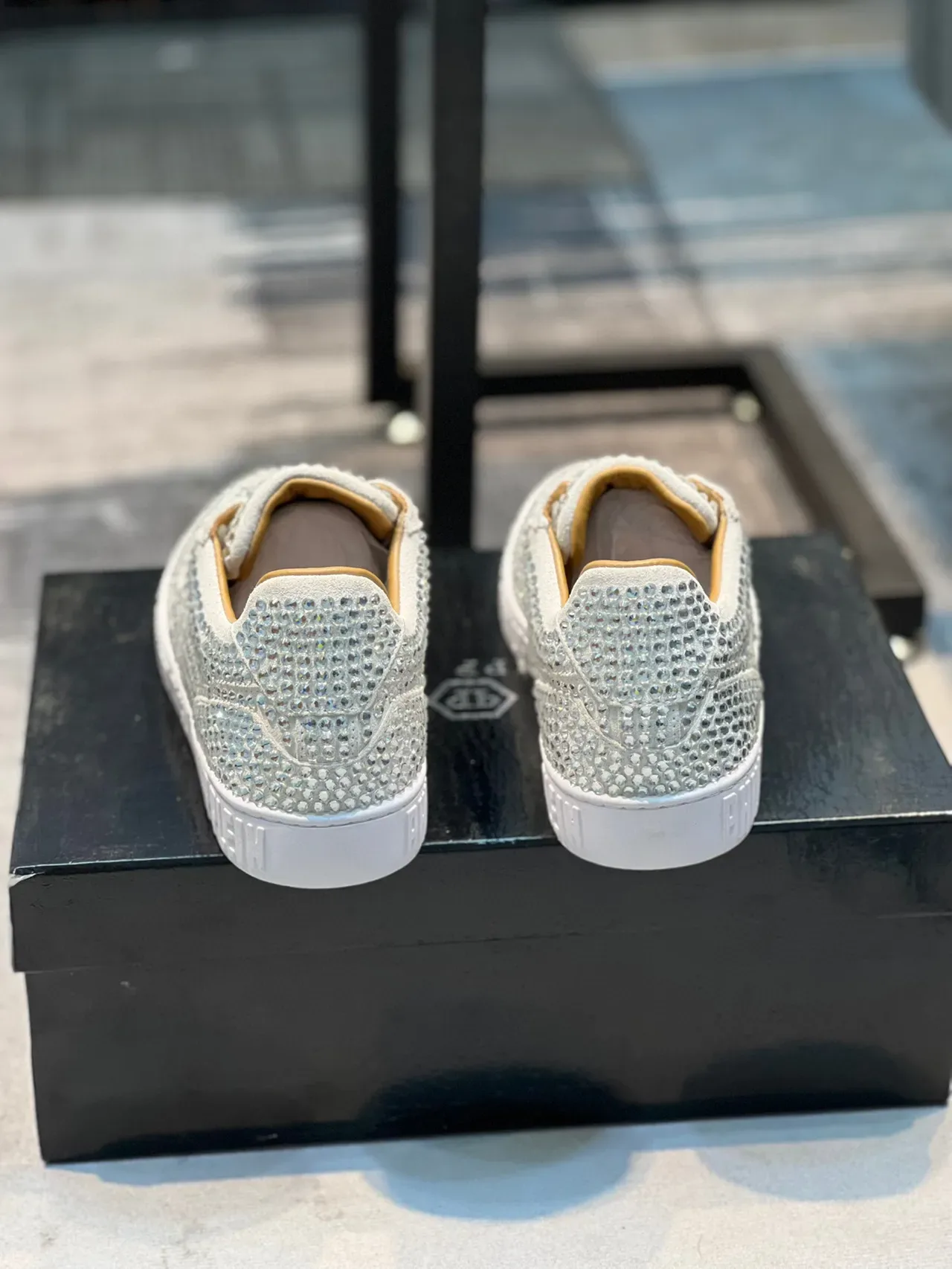 Philipp Plein Crystal-Embellished White Lifestyle Sneakers 2