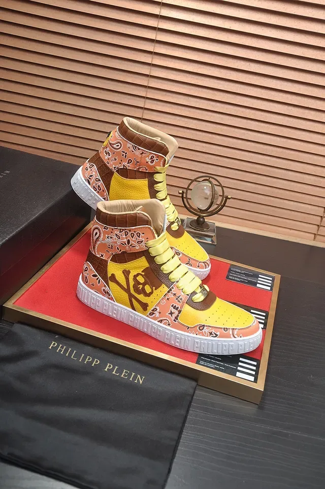 Philipp Plein High-Top Bandana-Print Skull Motif Sneakers 6