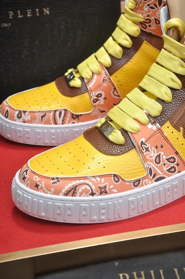 Philipp Plein High-Top Bandana-Print Skull Motif Sneakers 8