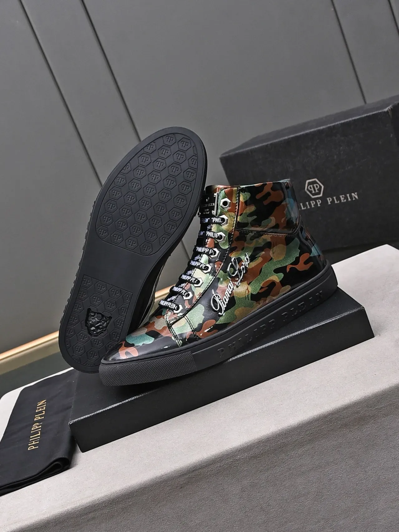 Philipp Plein Zapatillas Lifestyle de Alto con Brillo Camo 4
