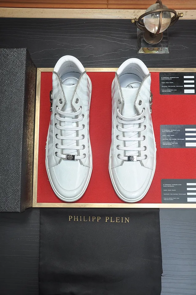 Philipp Plein sneakers hautes avec emblema de crâne blanc lifestyle 3