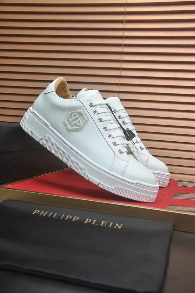 Philipp Plein Liquid Hexa White Beige Leather Upper Hexagonal PP Logo Patch Lifestyle Sneakers 4