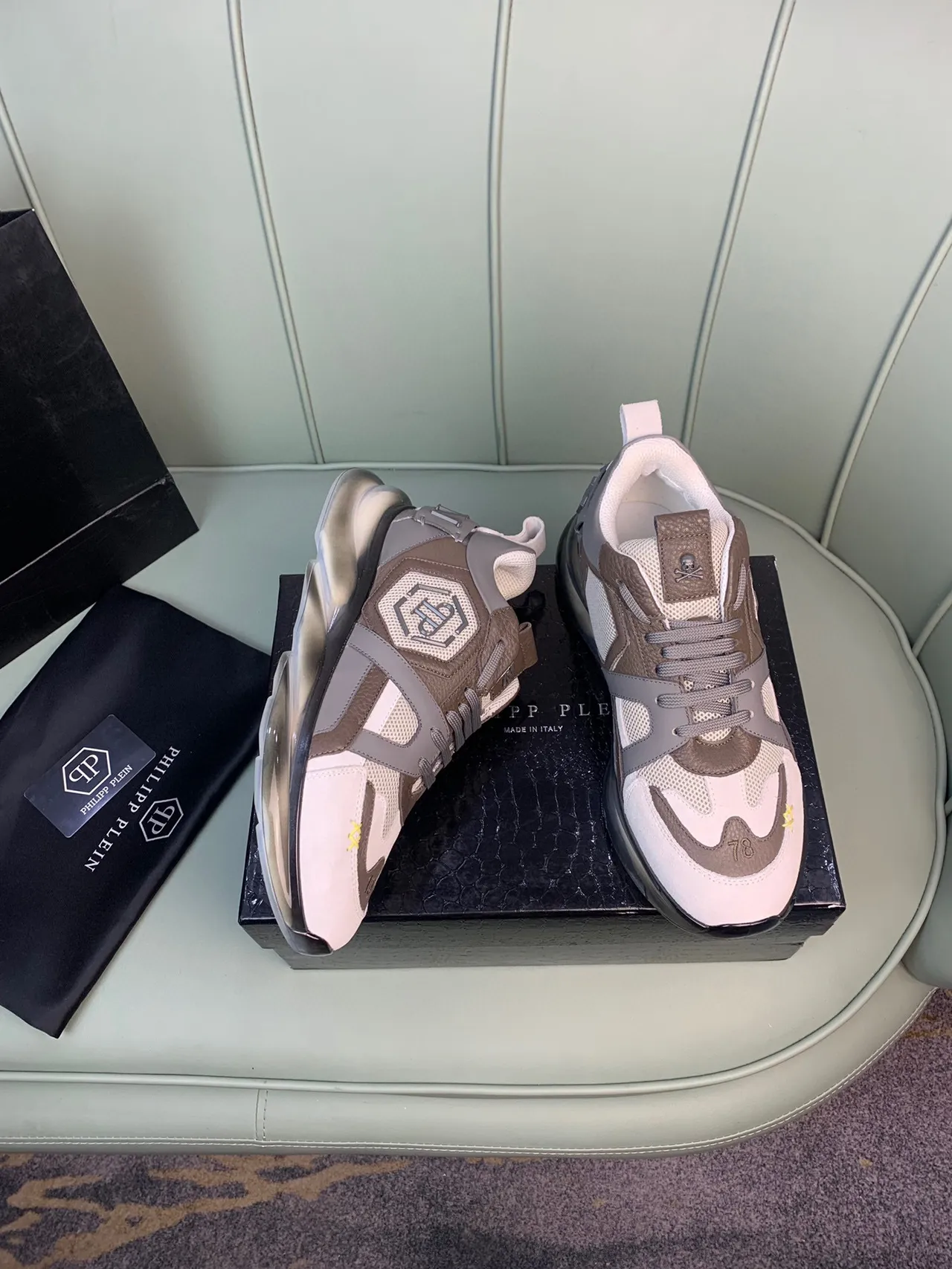 Philipp Plein Sneakers Blancs Beige Semelle Épaisse Maille Et Panneau En Cuir 5